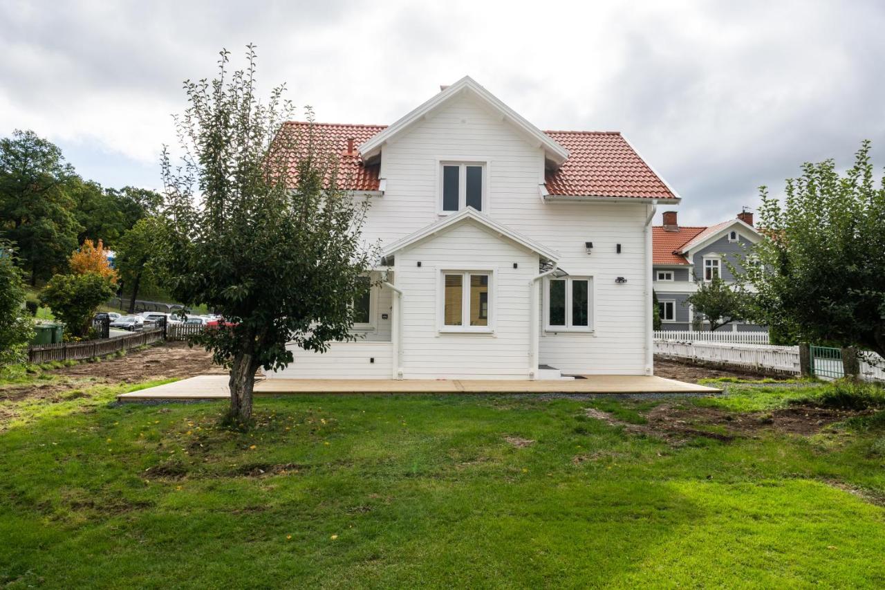 New Flores Huskvarna Exterior photo